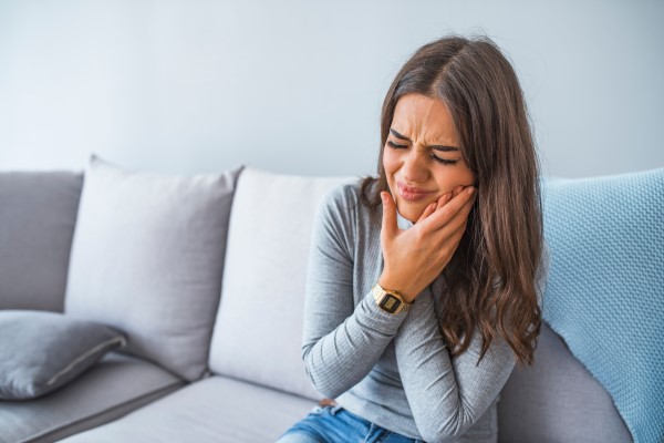 Ways Emergency Dentists Provide Quick Relief